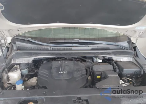 2016 Kia Sedona Lx z USA, uszkodzony, nr VIN KNDMB5C13G6211455